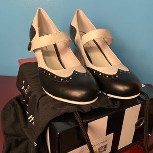 NIB 39 Lola Ramona spectator pumps black/cream vlv